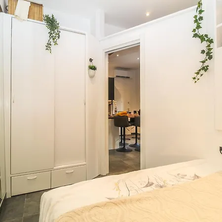 아파트 Arena With Free Private Parking *