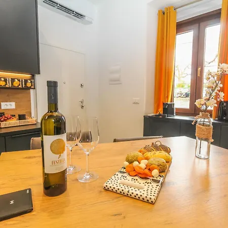 Arena With Free Private Parking Apartmán *